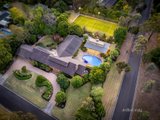 https://images.listonce.com.au/custom/160x/listings/7-orchard-rise-park-orchards-vic-3114/576/01649576_img_30.jpg?Kw6lxLaORYo