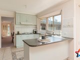 https://images.listonce.com.au/custom/160x/listings/7-paul-close-mount-evelyn-vic-3796/531/01529531_img_06.jpg?1UQHT9uPlCk