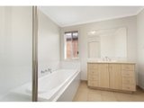 https://images.listonce.com.au/custom/160x/listings/7-paulo-street-tarneit-vic-3029/039/01203039_img_04.jpg?pfstplPWotU