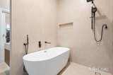 https://images.listonce.com.au/custom/160x/listings/7-peartree-court-doncaster-east-vic-3109/657/01821657_img_14.jpg?4iGA8q_seDM