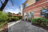 https://images.listonce.com.au/custom/160x/listings/7-peppermint-grove-box-hill-south-vic-3128/467/01092467_img_07.jpg?asUZ4bqpqhI