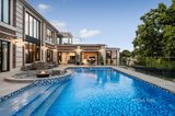 https://images.listonce.com.au/custom/160x/listings/7-pleasant-view-crescent-wheelers-hill-vic-3150/768/01409768_img_30.jpg?3dszo9PxVNw