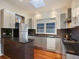 https://images.listonce.com.au/custom/160x/listings/7-pollina-street-bentleigh-east-vic-3165/853/01578853_img_14.jpg?g1bMJ1KcfnA