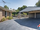 https://images.listonce.com.au/custom/160x/listings/7-quest-court-mooroolbark-vic-3138/401/01526401_img_10.jpg?thHogzBvzss