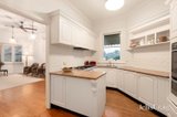https://images.listonce.com.au/custom/160x/listings/7-railway-crescent-croydon-vic-3136/972/01858972_img_04.jpg?VE5HyKh42uU
