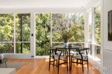 https://images.listonce.com.au/custom/160x/listings/7-raven-street-kew-vic-3101/846/01853846_img_09.jpg?Dt4k8s1II3E