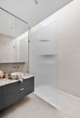 https://images.listonce.com.au/custom/160x/listings/7-rawson-court-ringwood-east-vic-3135/593/01982593_img_14.jpg?NCBoFV0LnJs