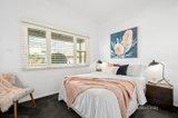 https://images.listonce.com.au/custom/160x/listings/7-rennie-street-williamstown-vic-3016/368/01228368_img_09.jpg?kX4cN3O6Fuo