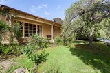 https://images.listonce.com.au/custom/160x/listings/7-renown-street-balwyn-north-vic-3104/915/01683915_img_01.jpg?3iACUryYF98