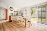 https://images.listonce.com.au/custom/160x/listings/7-rossiter-court-seaford-vic-3198/209/01766209_img_06.jpg?L2yxAZKhXmw
