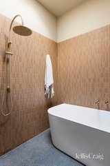 https://images.listonce.com.au/custom/160x/listings/7-rupert-street-brunswick-east-vic-3057/867/01810867_img_21.jpg?hTqqMdYpyX0