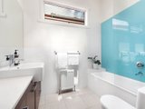 https://images.listonce.com.au/custom/160x/listings/7-ruskin-street-elwood-vic-3184/421/01793421_img_07.jpg?HE5qRzJJDxU