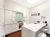 https://images.listonce.com.au/custom/160x/listings/7-ruskin-street-elwood-vic-3184/421/01793421_img_08.jpg?Wr-Xslx9UgQ