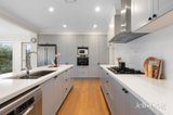 https://images.listonce.com.au/custom/160x/listings/7-russell-crescent-mount-waverley-vic-3149/597/01951597_img_06.jpg?cTifodJiVRA