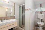 https://images.listonce.com.au/custom/160x/listings/7-russell-crescent-mount-waverley-vic-3149/597/01951597_img_14.jpg?gNMbMxiKKiM