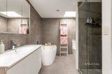 https://images.listonce.com.au/custom/160x/listings/7-ryans-road-eltham-vic-3095/301/01701301_img_10.jpg?28i0cKM6sV0