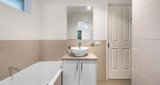 https://images.listonce.com.au/custom/160x/listings/7-saunders-close-lysterfield-vic-3156/980/01990980_img_09.jpg?y1m1XCM7Oys