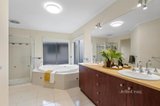 https://images.listonce.com.au/custom/160x/listings/7-selby-street-mount-waverley-vic-3149/318/01340318_img_10.jpg?vuvMDO0lidI