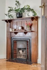 https://images.listonce.com.au/custom/160x/listings/7-smith-street-coburg-north-vic-3058/333/01819333_img_21.jpg?73JPGMCr5Xk