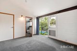 https://images.listonce.com.au/custom/160x/listings/7-springsong-pass-chirnside-park-vic-3116/318/01987318_img_06.jpg?8eat7FyFf-8