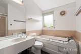 https://images.listonce.com.au/custom/160x/listings/7-springsong-pass-chirnside-park-vic-3116/318/01987318_img_09.jpg?spu_n1ljqEY