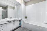 https://images.listonce.com.au/custom/160x/listings/7-station-street-kew-east-vic-3102/446/01286446_img_09.jpg?3SSNyVO_NsY