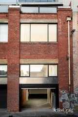 https://images.listonce.com.au/custom/160x/listings/7-stewart-place-richmond-vic-3121/109/01910109_img_02.jpg?dt2BA6nmlXQ