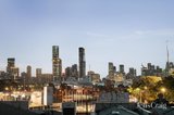 https://images.listonce.com.au/custom/160x/listings/7-stewart-place-richmond-vic-3121/109/01910109_img_08.jpg?ay5tvaVloYA