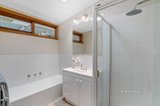 https://images.listonce.com.au/custom/160x/listings/7-stratford-court-mulgrave-vic-3170/415/01737415_img_04.jpg?mtzOYb3bQh8