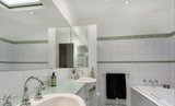 https://images.listonce.com.au/custom/160x/listings/7-sunray-court-croydon-vic-3136/594/01909594_img_06.jpg?FWyf-UFJD2E