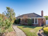 https://images.listonce.com.au/custom/160x/listings/7-sweetland-road-mooroolbark-vic-3138/183/01524183_img_01.jpg?ksUF-zIK3zg