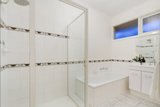 https://images.listonce.com.au/custom/160x/listings/7-tara-drive-frankston-vic-3199/538/01914538_img_06.jpg?3bMyIKKkC_8