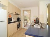 https://images.listonce.com.au/custom/160x/listings/7-taunton-place-lake-gardens-vic-3355/850/01575850_img_05.jpg?kuJAztvTzFo