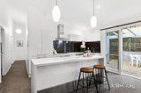 https://images.listonce.com.au/custom/160x/listings/7-tracey-court-wheelers-hill-vic-3150/093/01819093_img_06.jpg?cYN_if6B1CM