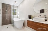 https://images.listonce.com.au/custom/160x/listings/7-treasure-street-castlemaine-vic-3450/463/01747463_img_06.jpg?6mV7zNXkRxU