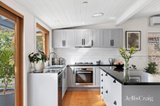 https://images.listonce.com.au/custom/160x/listings/7-treasure-street-castlemaine-vic-3450/463/01747463_img_07.jpg?eL_4Sl7mk1Q
