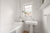 https://images.listonce.com.au/custom/160x/listings/7-trinafour-street-moonee-ponds-vic-3039/846/01751846_img_04.jpg?MnVvNRSJW90