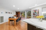 https://images.listonce.com.au/custom/160x/listings/7-turner-court-glen-waverley-vic-3150/191/01956191_img_06.jpg?7IYQeFde_IA