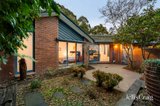 https://images.listonce.com.au/custom/160x/listings/7-turner-court-glen-waverley-vic-3150/191/01956191_img_12.jpg?8GUITcKnb8I