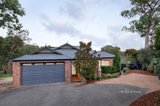 https://images.listonce.com.au/custom/160x/listings/7-tutty-place-greensborough-vic-3088/691/01533691_img_01.jpg?o6kBviIxpGA