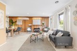 https://images.listonce.com.au/custom/160x/listings/7-valkyrie-crescent-ringwood-vic-3134/528/01365528_img_02.jpg?yPMLW_CoXrI