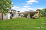 https://images.listonce.com.au/custom/160x/listings/7-vila-court-mount-waverley-vic-3149/067/01832067_img_08.jpg?Mw5ybVEkX7k