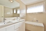 https://images.listonce.com.au/custom/160x/listings/7-wallace-road-wantirna-south-vic-3152/658/01782658_img_05.jpg?blpceci_1A0
