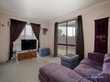 https://images.listonce.com.au/custom/160x/listings/7-walters-court-altona-meadows-vic-3028/688/01202688_img_03.jpg?yjZHJfpffnY