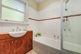 https://images.listonce.com.au/custom/160x/listings/7-waratah-avenue-burwood-vic-3125/364/00481364_img_08.jpg?LIksRmZ6Lso