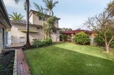 https://images.listonce.com.au/custom/160x/listings/7-watsons-road-glen-waverley-vic-3150/539/01734539_img_12.jpg?GS1SF6jf658