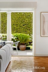 https://images.listonce.com.au/custom/160x/listings/7-waverley-street-brighton-east-vic-3187/717/01982717_img_24.jpg?3b2hu-W7iFA