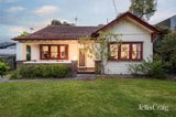 https://images.listonce.com.au/custom/160x/listings/7-weir-street-kew-vic-3101/770/01820770_img_02.jpg?Up5964VhQM4