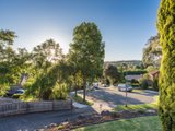 https://images.listonce.com.au/custom/160x/listings/7-westall-court-mooroolbark-vic-3138/403/01524403_img_02.jpg?MLGVnCFNVHM