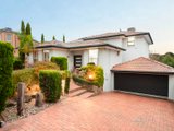 https://images.listonce.com.au/custom/160x/listings/7-willorna-court-doncaster-east-vic-3109/426/01647426_img_02.jpg?H8BtWkb5gfU